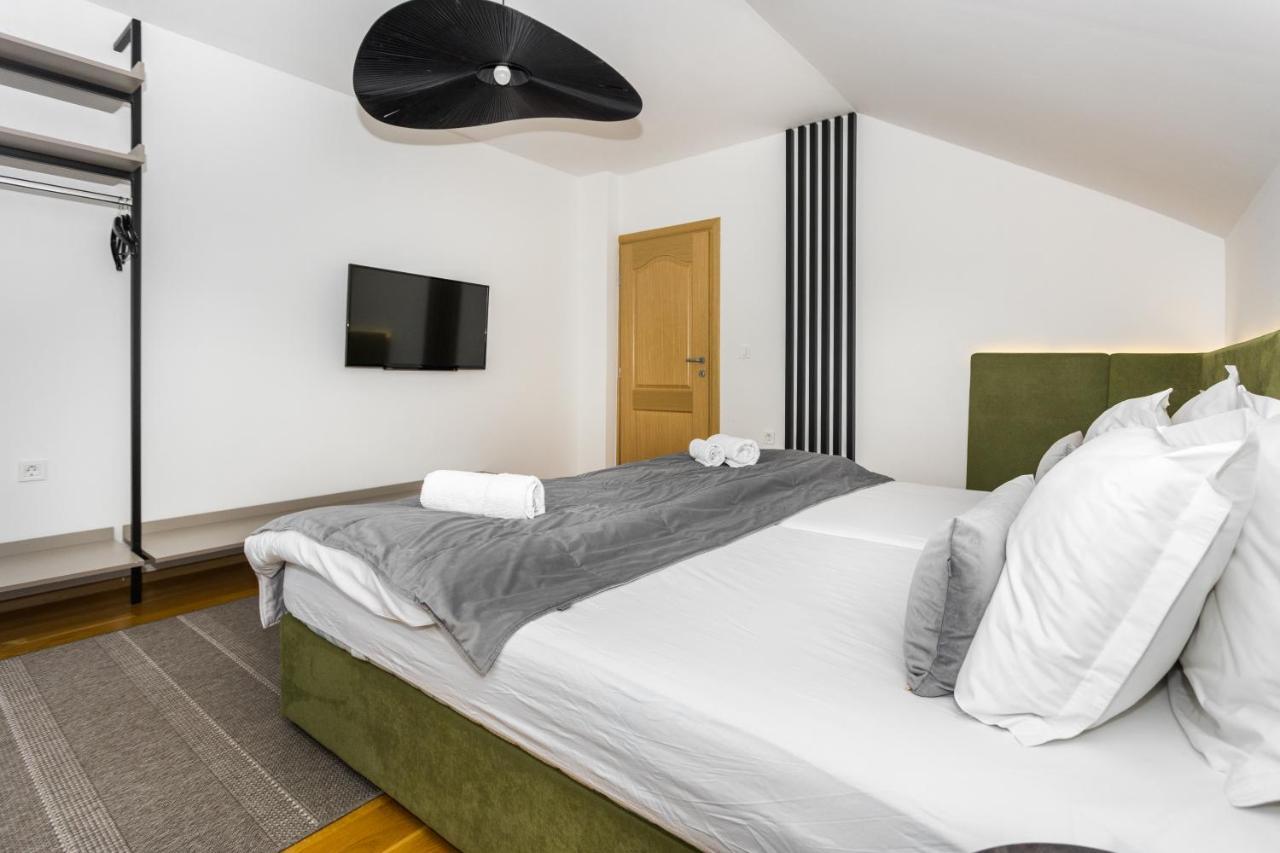Art Of Living Luxury Suite Three Сараево Экстерьер фото